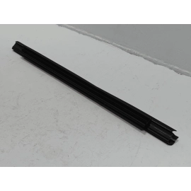 2019-2024 TOYOTA RAV4 REAR LEFT DOOR WINDOW INNER BELT WEATHERSTRIP SEAL OEM 2019-2024 TOYOTA RAV4 REAR LEFT DOOR WINDOW INNER BELT WEATHERSTRIP SEAL OEM