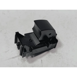 2019-2024 TOYOTA RAV4 REAR RIGHT OR LEFT SIDE DOOR WINDOW CONTROL SWITCH OEM 2019-2024 TOYOTA RAV4 REAR RIGHT OR LEFT SIDE DOOR WINDOW CONTROL SWITCH OEM