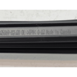 2019-2024 TOYOTA RAV4 FRONT RIGHT SIDE DOOR WINDOW GLASS RUN CHANNEL SEAL OEM