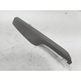 2018-2020 Toyota Camry Rear Right Passenger Door Armrest Panel Leather Gray OEM 2018-2020 Toyota Camry Rear Right Passenger Door Armrest Panel Leather Gray OEM