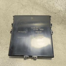 2018-2020 Toyota Camry Smart Key Keyless Entry Computer Control Module OEM