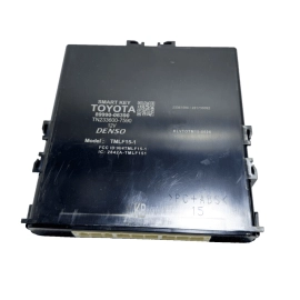 2018-2020 Toyota Camry Smart Key Keyless Entry Computer Control Module OEM