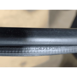 2018-2025 TOYOTA CAMRY FRONT PASSENGER SIDE DOOR BODY WEATHERSTRIP SEAL OEM