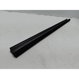 2018-2019 TOYOTA CAMRY FRONT PASSENGER DOOR WINDOW INNER WEATHERSTRIP SEAL OEM