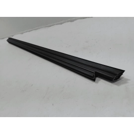 2018-2019 TOYOTA CAMRY FRONT PASSENGER DOOR WINDOW INNER WEATHERSTRIP SEAL OEM