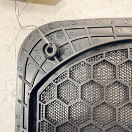 2016-22 BMW X1 FRONT RIGHT OR LEFT SUBWOOFER SUB WOOFER SPEAKER GRILLE COVE 2016-22 BMW X1 FRONT RIGHT OR LEFT SUBWOOFER SUB WOOFER SPEAKER GRILLE COVE