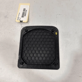 2016-22 BMW X1 FRONT RIGHT OR LEFT SUBWOOFER SUB WOOFER SPEAKER GRILLE COVE 2016-22 BMW X1 FRONT RIGHT OR LEFT SUBWOOFER SUB WOOFER SPEAKER GRILLE COVE