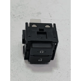 2018-2024 TOYOTA CAMRY  FRONT RIGHT PASSENGER SIDE DOOR LOCK / UNLOCK SWITCH OEM 2018-2024 TOYOTA CAMRY  FRONT RIGHT PASSENGER SIDE DOOR LOCK / UNLOCK SWITCH OEM