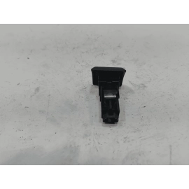 2018 - 2020 TOYOTA CAMRY CENTER DASH EMERGENCY HAZARD WARNING  BUTTON SWITCH OEM 2018 - 2020 TOYOTA CAMRY CENTER DASH EMERGENCY HAZARD WARNING  BUTTON SWITCH OEM