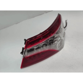 18-20 TOYOTA CAMRY REAR RIGHT PASSENGER SIDE OUTER TAILLIGHT LIGHT FULL LED OEM