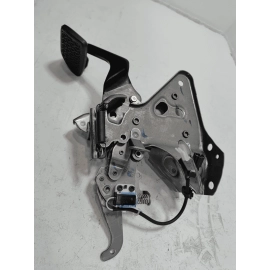 2019-2022 TOYOTA RAV4 BRAKE STOP PEDAL W/ BRACKET OEM