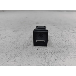 TOYOTA CAMRY 2018 - 2020 CENTER CONSOLE USB PORT AUX OUTLET SOCKET COVER CAP OEM
