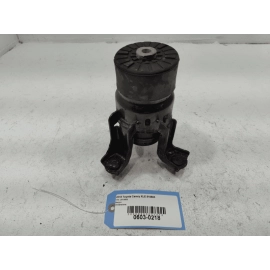 2018 - 2024 TOYOTA CAMRY 2.5L FWD TRANSMISSION FRONT MOUNT BRACKET INSULATOR OEM