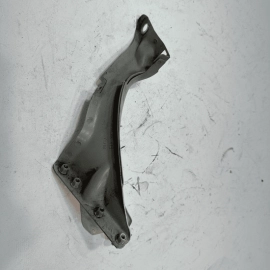 2012-2018 AUDI A6 FRONT RIGHT PASSENGER SIDE FENDER MOUNT SUPPORT BRACKET OEM