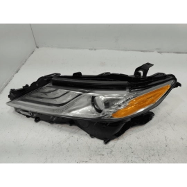 DEFECT! 2018 TOYOTA CAMRY XlE lE LEFT DRIVER SIDE HEADLIGHT LAMP LIGHT OEM