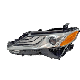 DEFECT! 2018 TOYOTA CAMRY XlE lE LEFT DRIVER SIDE HEADLIGHT LAMP LIGHT OEM