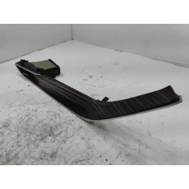 2018 TOYOTA CAMRY XLE DASH DASHBOARD PASSENGER SIDE BEZEL MOLDING & AIR VENT OEM