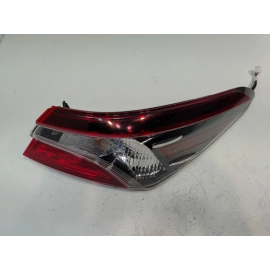 2021-2024 TOYOTA CAMRY REAR RIGHT PASSENGER SIDE OUTER TAILLIGHT OEM