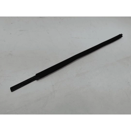 18-24 TOYOTA CAMRY REAR PASSENGER SIDE DOOR WINDOW BELT MOLDING WEATHERSTRIP OEM