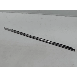 18-24 TOYOTA CAMRY REAR PASSENGER SIDE DOOR WINDOW BELT MOLDING WEATHERSTRIP OEM