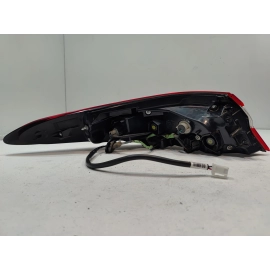 2018-2020 TOYOTA CAMRY REAR PASSENGER SIDE OUTER TAILLIGHT LIGHT OEM