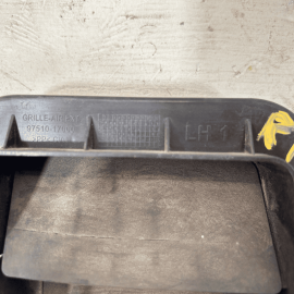 2020 KIA RIO REAR LEFT DRIVER QUARTER AIR DRAFTER PRESSURE VENT GRILLE OEM