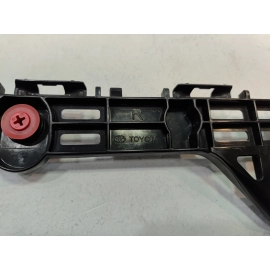 2018-2024 TOYOTA CAMRY REAR BUMPER PASSENGER SIDE RETAINER SUPPORT BRACKET OEM
