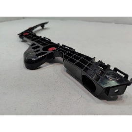 2018-2024 TOYOTA CAMRY REAR BUMPER PASSENGER SIDE RETAINER SUPPORT BRACKET OEM