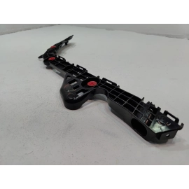 2018-2024 TOYOTA CAMRY REAR BUMPER PASSENGER SIDE RETAINER SUPPORT BRACKET OEM