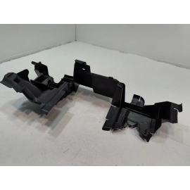2021-2024 TOYOTA CAMRY RADIATOR RIGHT PASSENGER SIDE AIR GUIDE BAFFLE COVER OEM