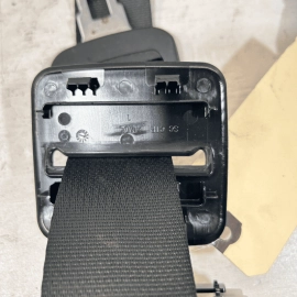 18-23 KIA RIO SEDAN REAR CENTER LAP & SHOULDER SEAT BELT SEATBELT RETRACTOR