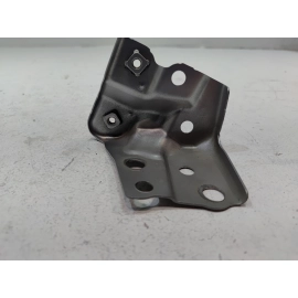 2018-2024 TOYOTA CAMRY FRONT PASSENGER SIDE FENDER SUPPORT BRACKET BRACE OEM 1J9
