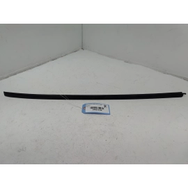 TOYOTA CAMRY WINDSHIELD FRONT PASSENGER SIDE DRIP SEAL MOLDING OEM 2018 - 2024