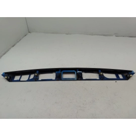 2018-2020 TOYOTA CAMRY SE REAR TRUNK DECK LID LICENCE PLATE MOLDING 8W7 OEM