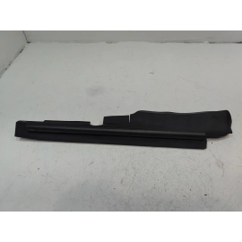2018-2024 TOYOTA CAMRY FRONT PASSENGER SIDE FENDER PROTECTOR LEDGE COVER OEM