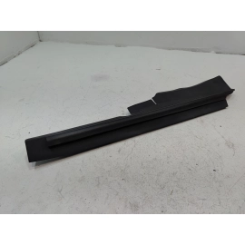 2018-2024 TOYOTA CAMRY FRONT PASSENGER SIDE FENDER PROTECTOR LEDGE COVER OEM