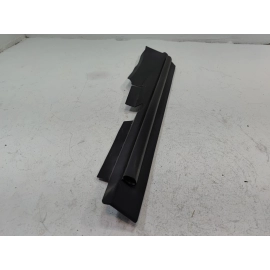 2018-2024 TOYOTA CAMRY FRONT PASSENGER SIDE FENDER PROTECTOR LEDGE COVER OEM