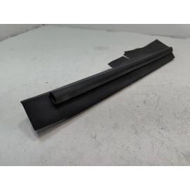 2018-2024 TOYOTA CAMRY FRONT PASSENGER SIDE FENDER PROTECTOR LEDGE COVER OEM