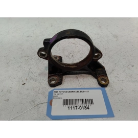 2018-2024 TOYOTA CAMRY FWD FRONT PASSENGER SIDE AXLE SHAFT BEARING BRACKET OEM