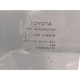 TOYOTA CAMRY REAR LEFT DRIVER SIDE DOOR MOVABLE WINDOW GLASS 2018 - 2024 OEM