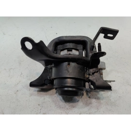 2018-2024 TOYOTA CAMRY 2.5L ENGINE PASSENGER SIDE MOUNT BRACKET SUPPORT OEM