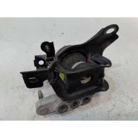2018-2024 TOYOTA CAMRY 2.5L ENGINE PASSENGER SIDE MOUNT BRACKET SUPPORT OEM