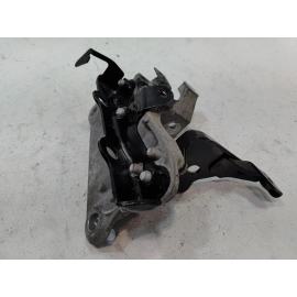 2018-2024 TOYOTA CAMRY ENGINE LEFT DRIVER SIDE MOUNT BRACKET SUPPORT OEM