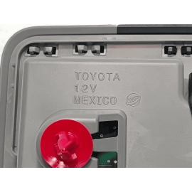 2021-2024 TOYOTA CAMRY ROOF OVERHEAD CONSOLE DOME LIGHT LAMP SWITCH GRAY OEM