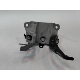 2018-2024 TOYOTA CAMRY AUTOMATIC TRANSMISSION LEFT DRIVER SIDE MOUNT BRACKET OEM
