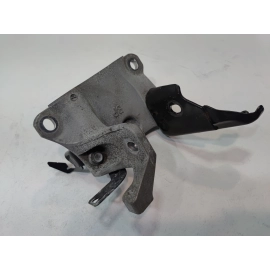 2018-2024 TOYOTA CAMRY AUTOMATIC TRANSMISSION LEFT DRIVER SIDE MOUNT BRACKET OEM