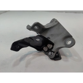 2018-2024 TOYOTA CAMRY AUTOMATIC TRANSMISSION LEFT DRIVER SIDE MOUNT BRACKET OEM