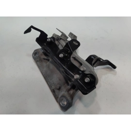 2018-2024 TOYOTA CAMRY AUTOMATIC TRANSMISSION LEFT DRIVER SIDE MOUNT BRACKET OEM