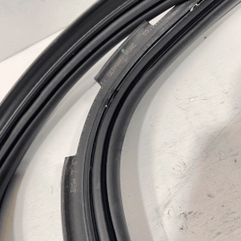 16-22 BMW X1 F48 TAILGATE LIFTGATE BACK DOOR BODY WEATHERSTRIP SEAL OEM 16-22 BMW X1 F48 TAILGATE LIFTGATE BACK DOOR BODY WEATHERSTRIP SEAL OEM