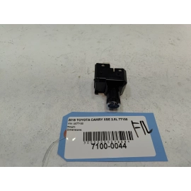 2018-2020 TOYOTA CAMRY FRONT DRIVER SIDE DOOR OUTER MIRROR CONTROL SWITCH OEM